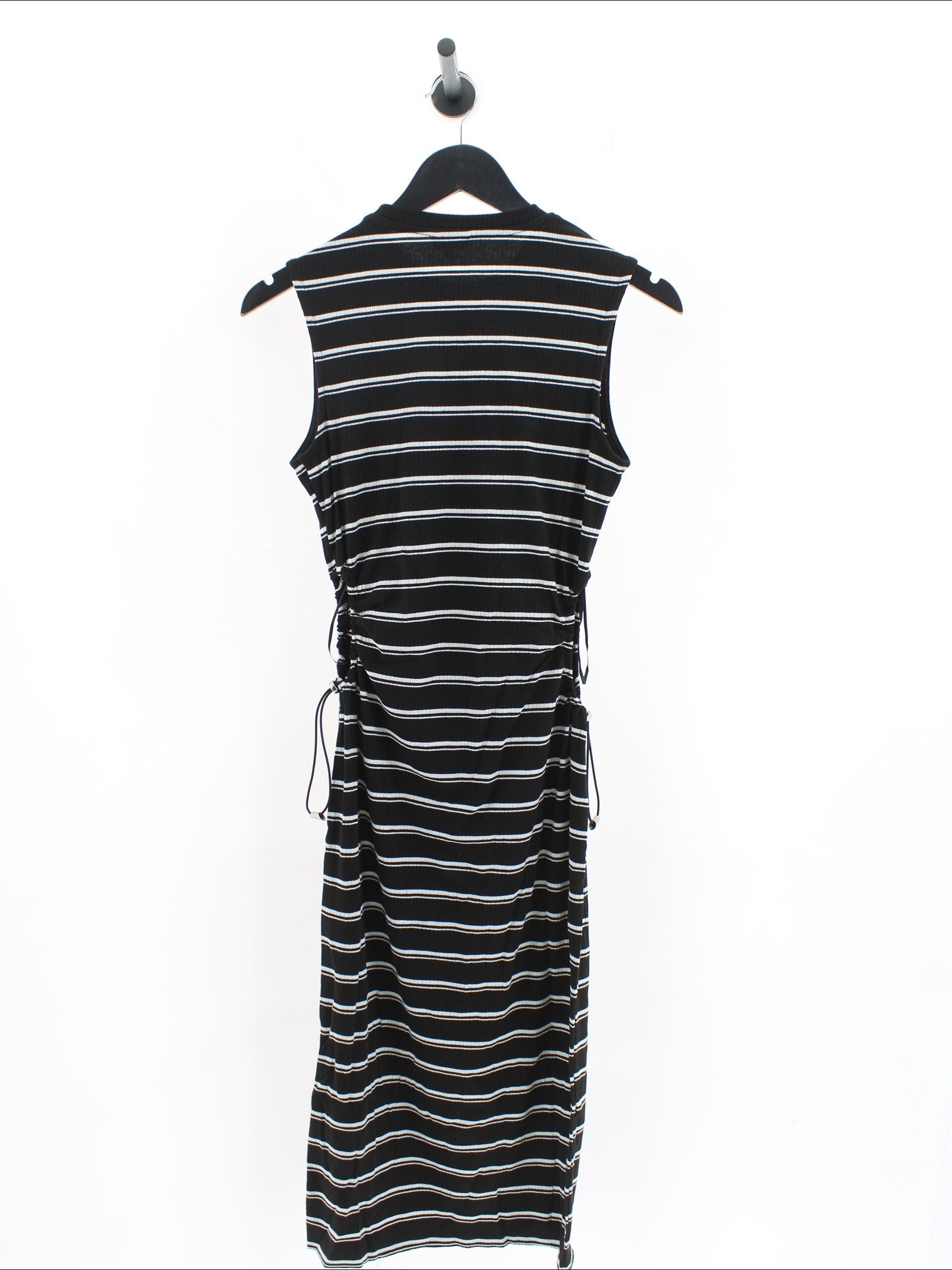 0909b592f1f49b67222e16ddac137846