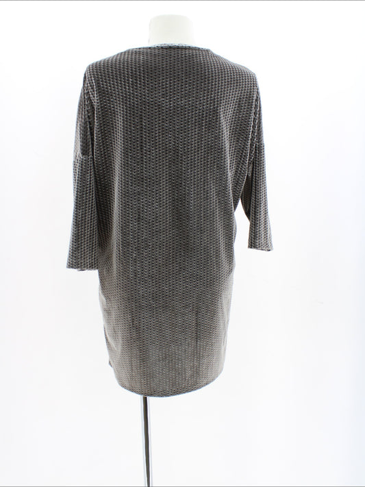 a6b41b9a2027e2a104fefa16b9c7ee86