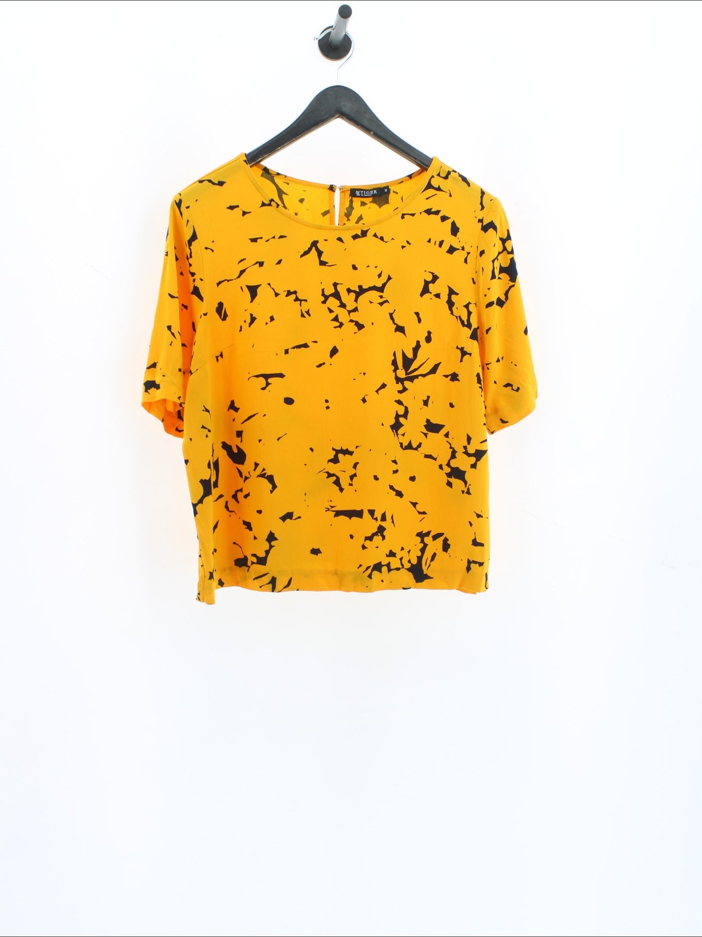 6480bd7fc06bb9c131bebbb1c3f4cda4