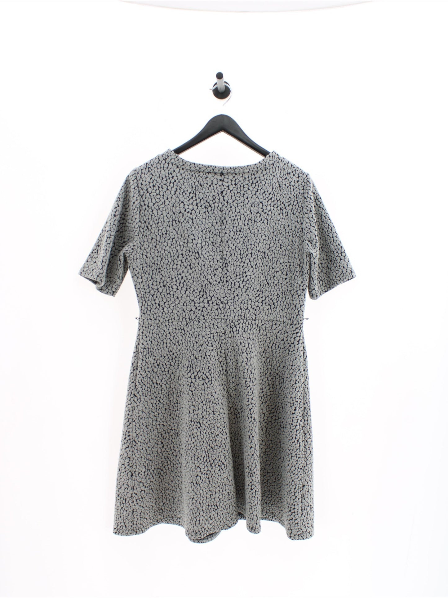 3d206d12d8893cc77cb1ed1ba4b2e130