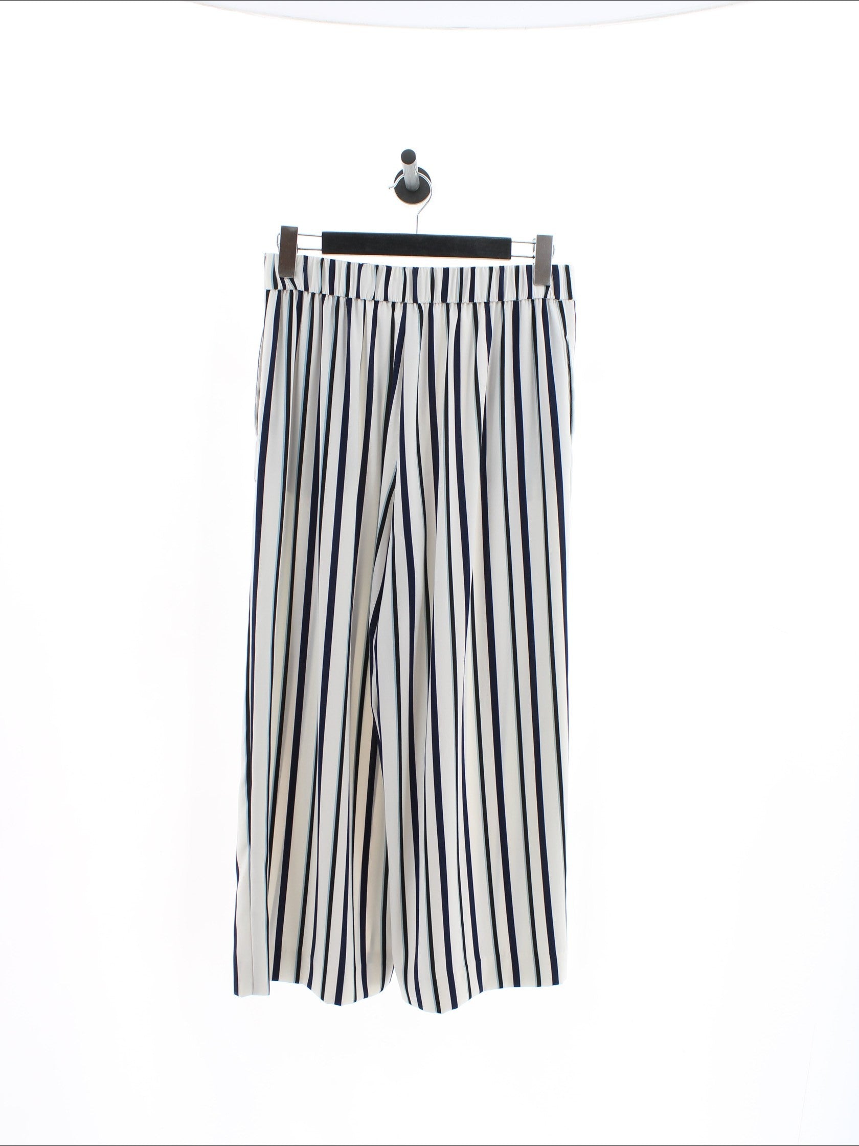 d0006f4e13192a4cf89a27cead26a121