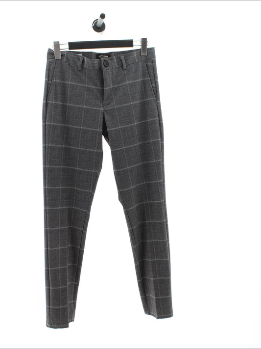 7733443c9100be09e048bc1a610f109a