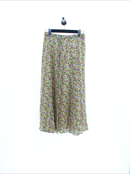 94efd8707051c48b4fe94ed681b243e4