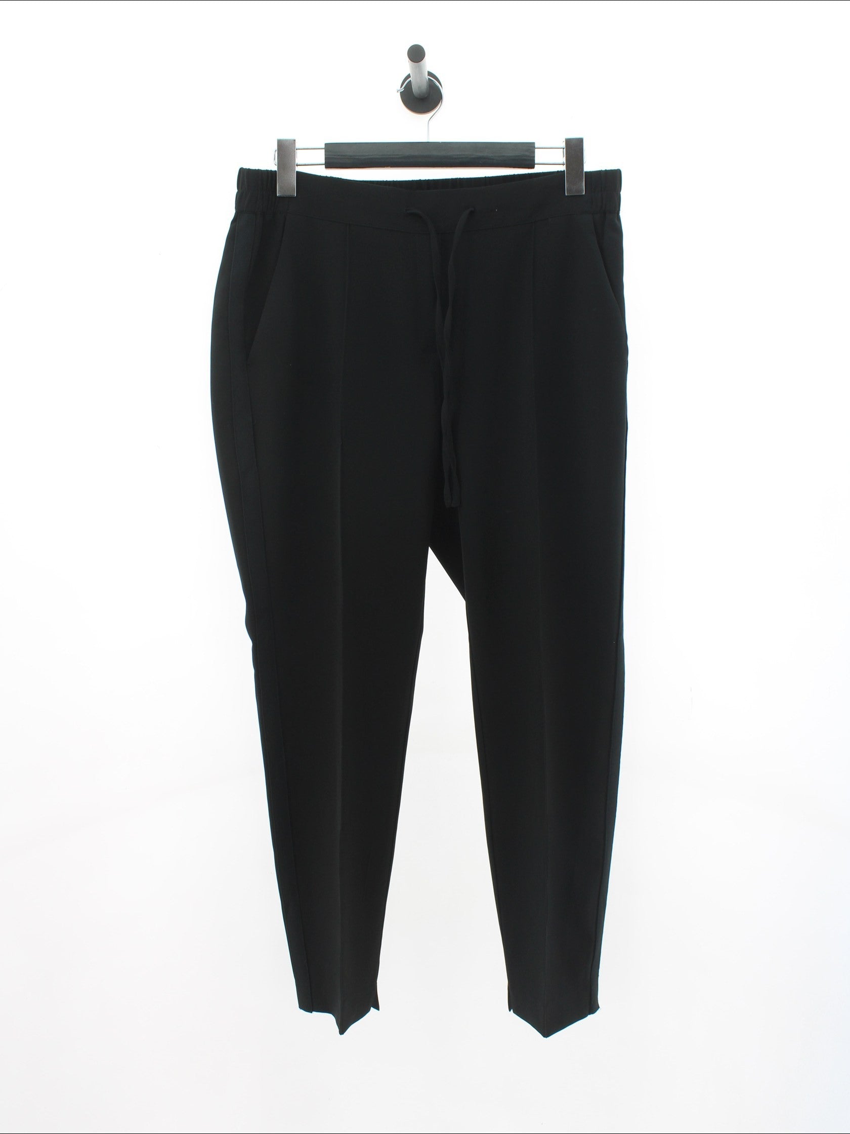 5e4955a75b4eb78f18f8bda695d8b25b