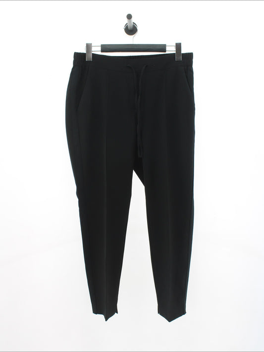 5e4955a75b4eb78f18f8bda695d8b25b