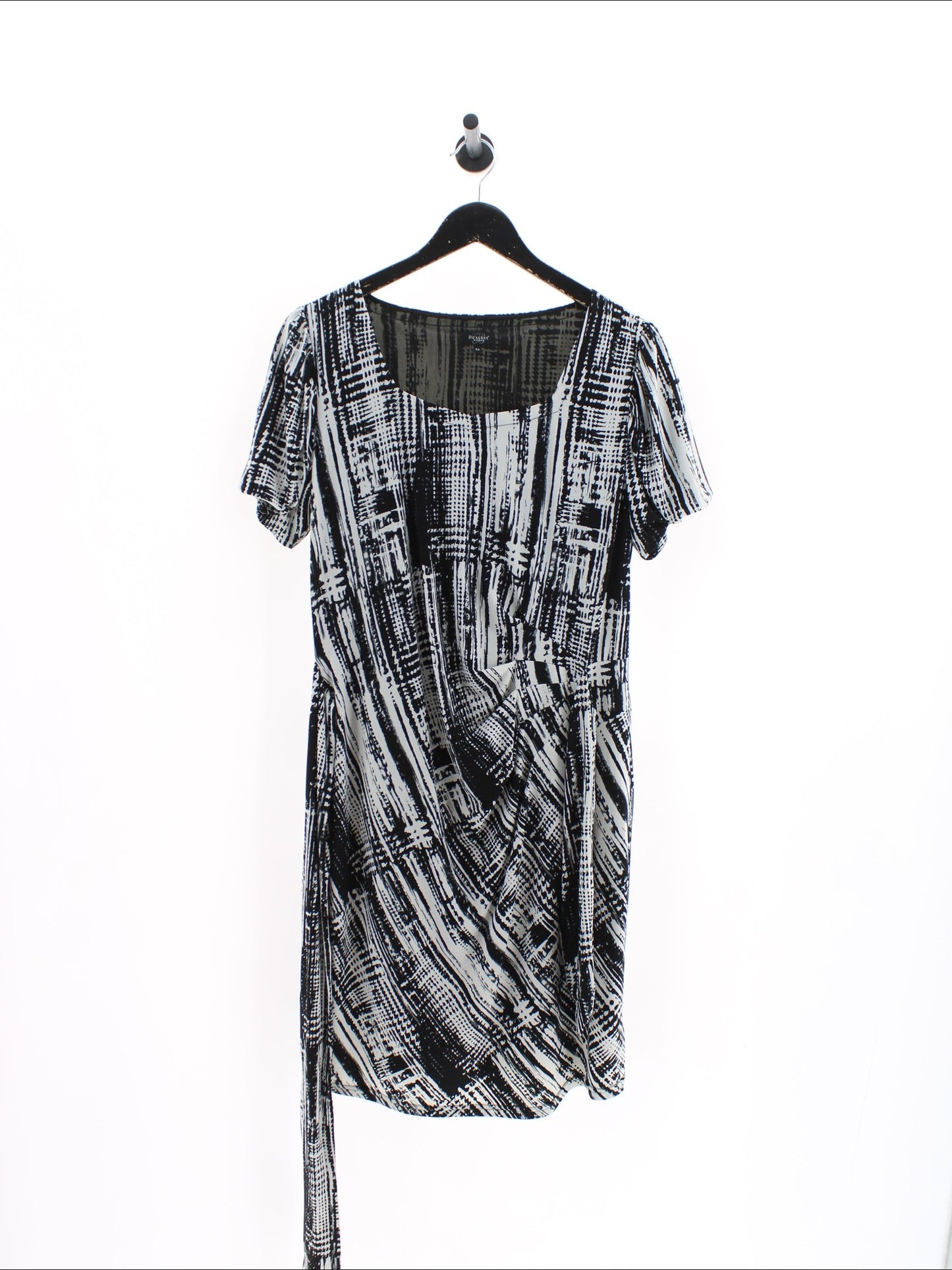 d9eb151bd06e3e42e39a83cfe4069f9e