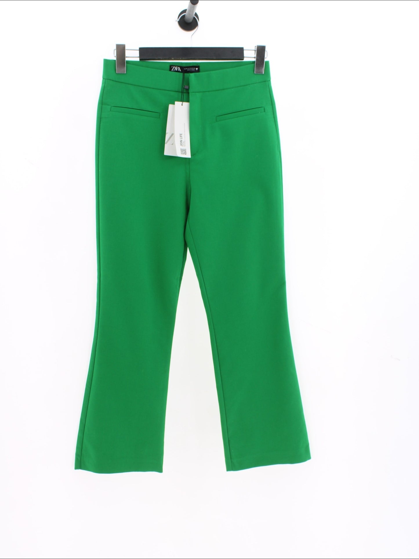 635e39c6b1637d235e11d3cb4ec8a128