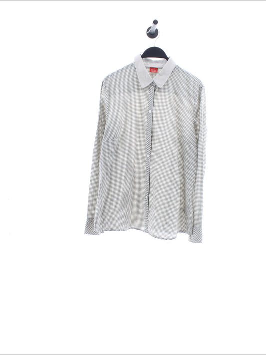 0e9569b7e6b34f72666855bddff96c9a