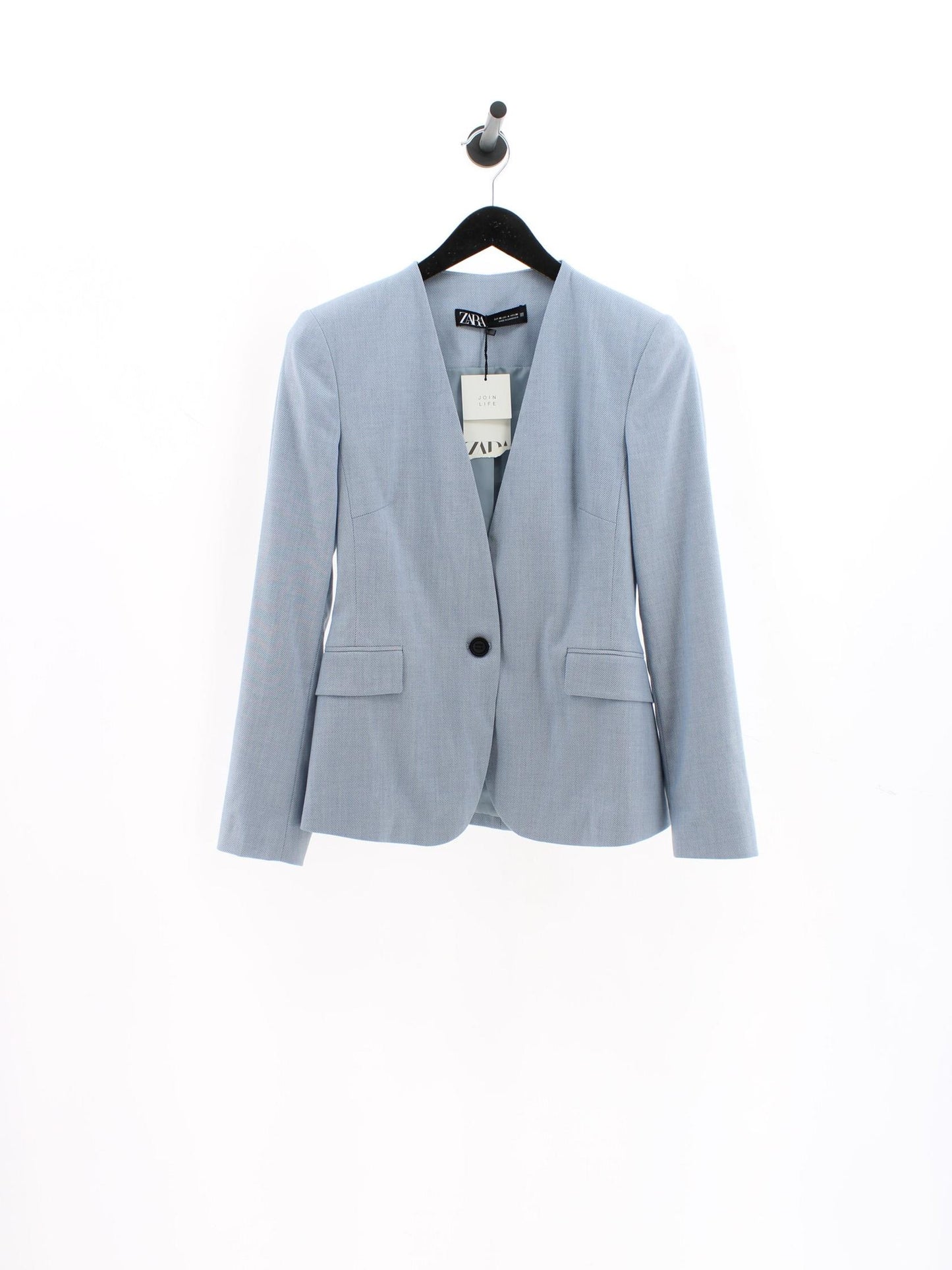 6de06758bfa14edd2205f987d55c253c