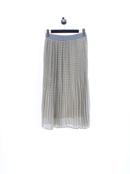 09e3d24ed132265077684cf8140e7d9d