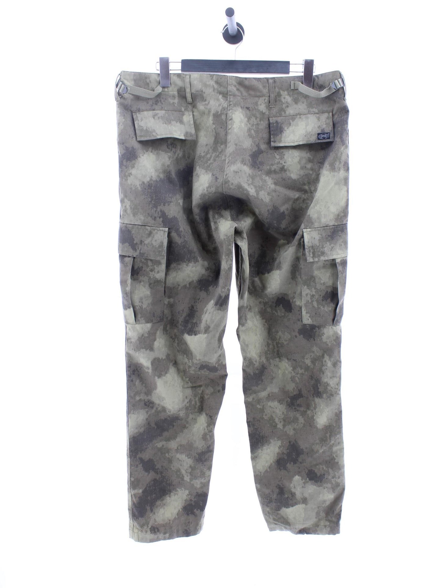 696a8e1a75086a81d4a7e0b59d8fc064