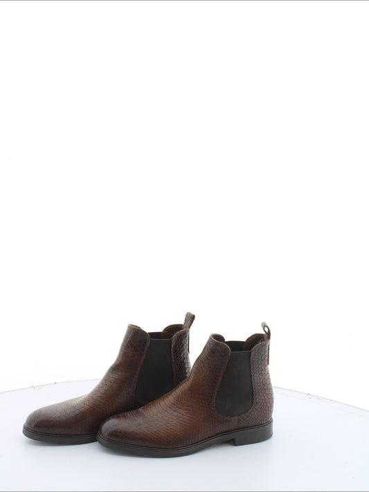 24d513a1ce1f1073bd487353916659d8