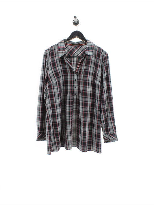 eb9ba05a5411f0a5e840116134084698