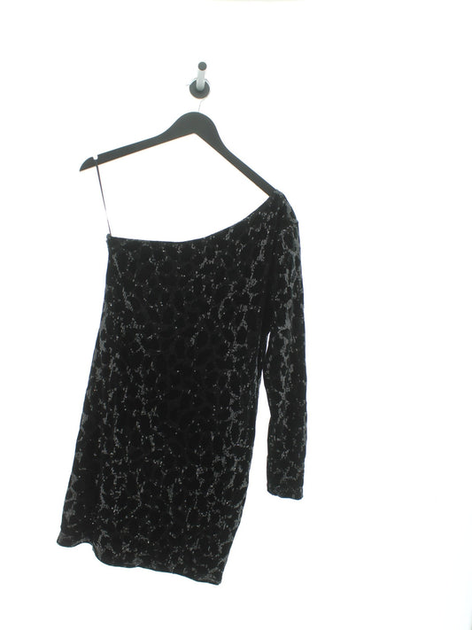 3c8ee26d957c49edefc6b8e719fe8203