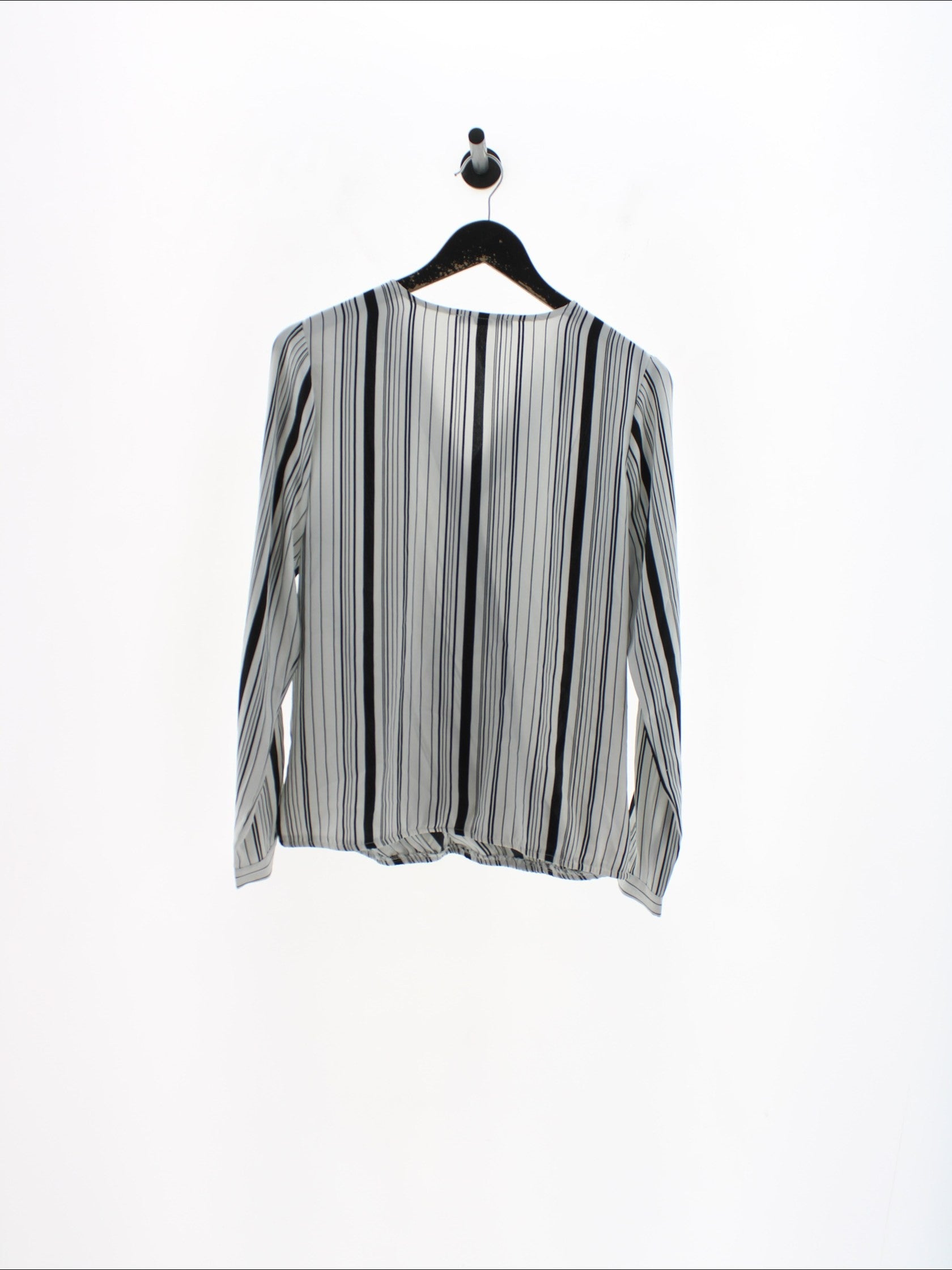 6dc816536fda48aa295b0cb7b54aea77