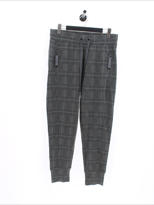 fa2496625544a82d7b47c5ccb5557d1d