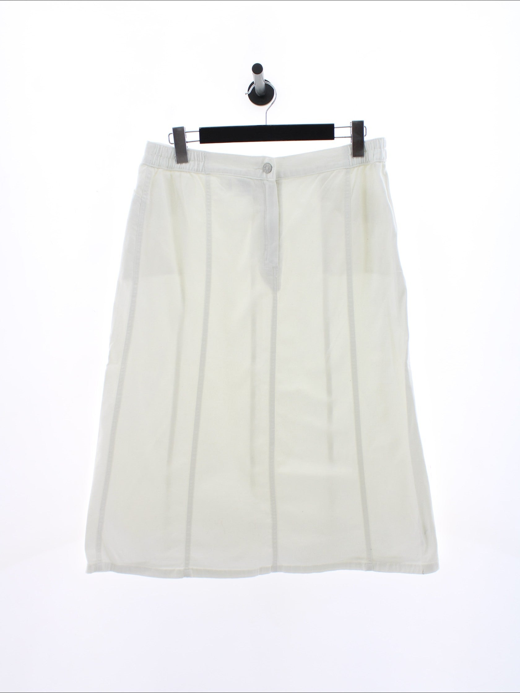 0979bca8ae2bb68a022990d2bb4a9947