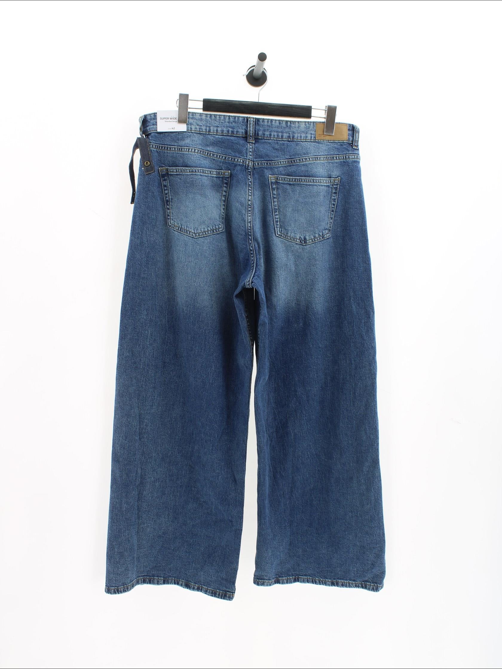 b255677e1c030f16c56b9e51c93f1770