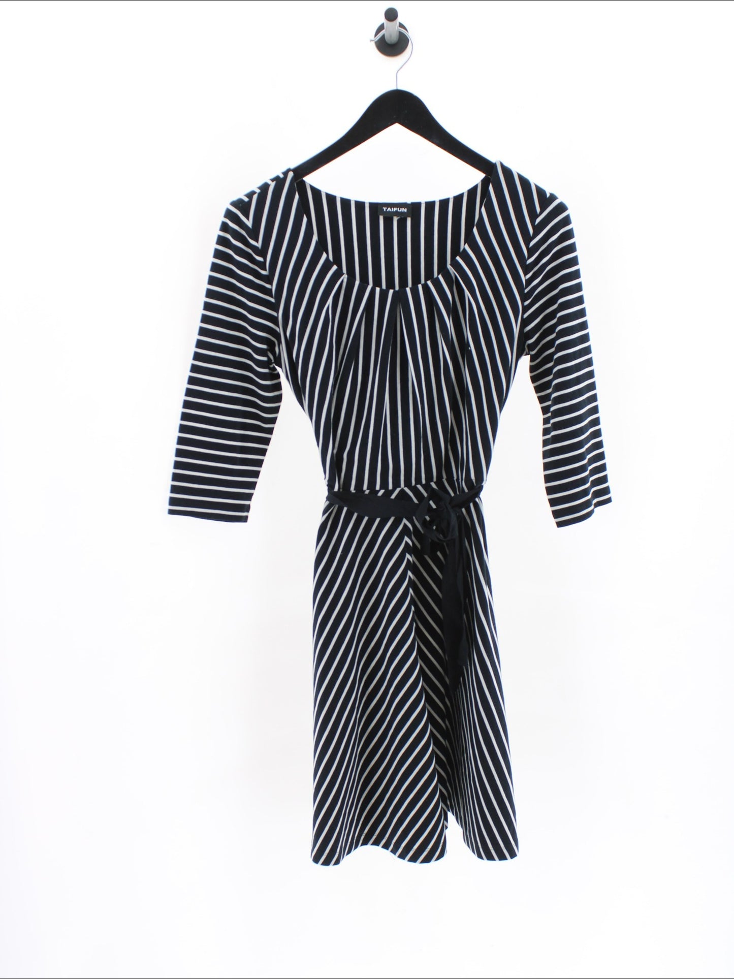 64df586d9147489b80eeb4b438506767