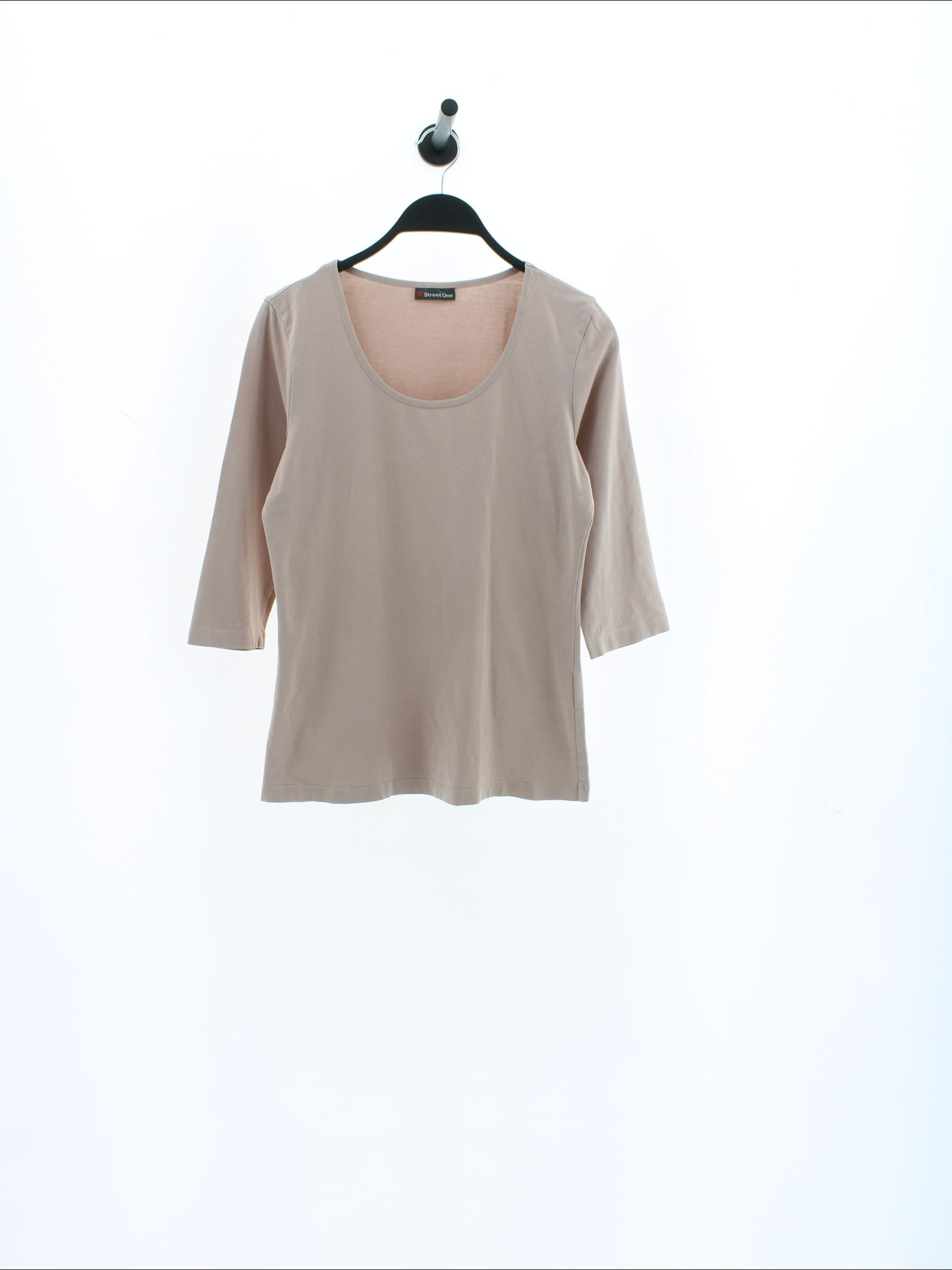 06b928fab32c9ac92205a48715015118