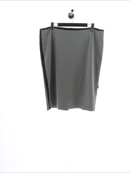 9474ff6bc4eae30c8a9845b6572ca2cc