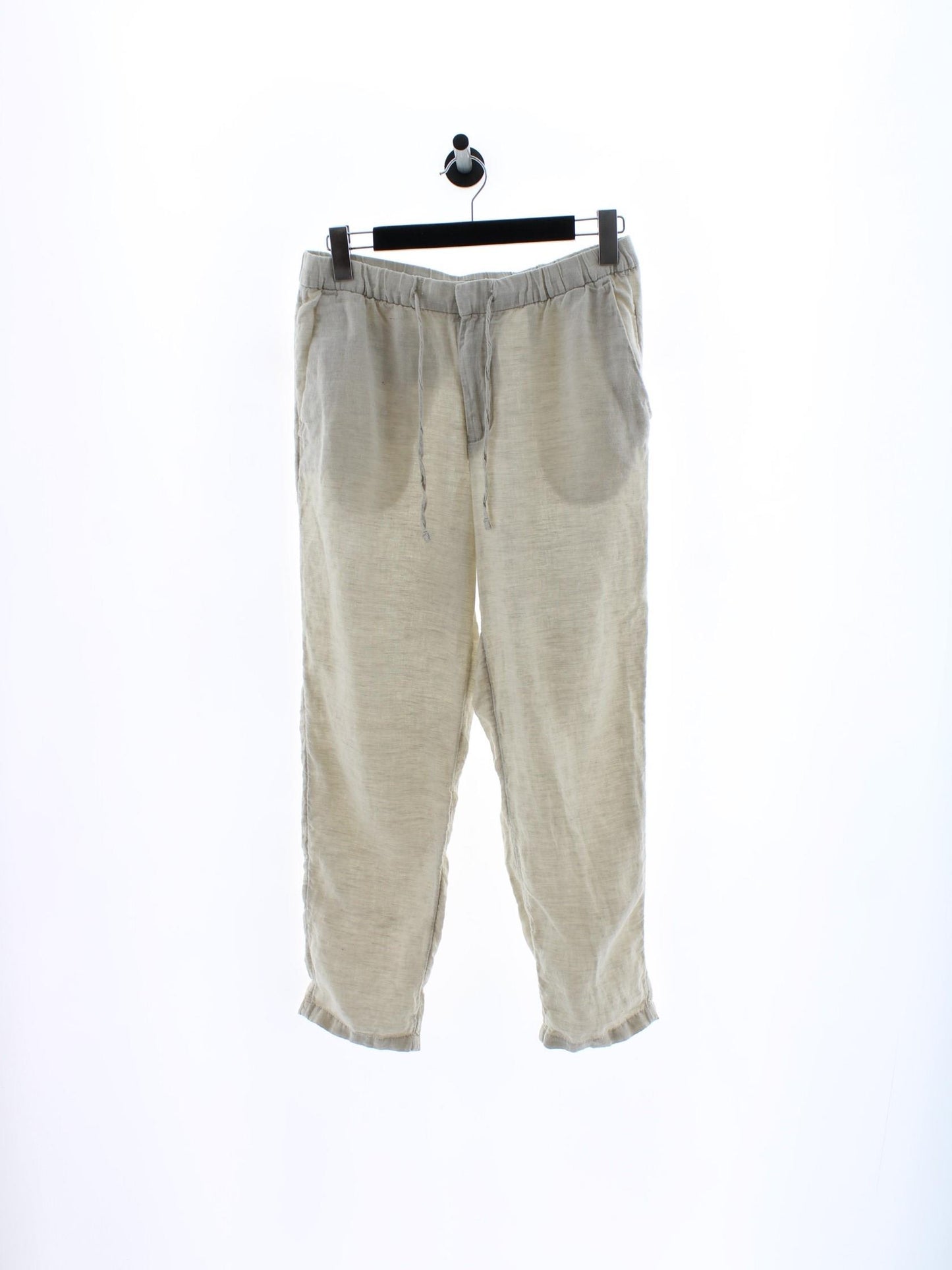 950da43e29912240f37a0a5676084258