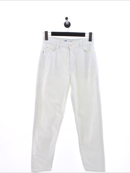 a68da326de61aa663599c4bea034cc52