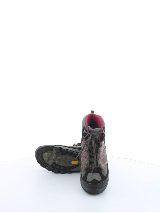 cc6d72e58f7fce193f03d9f4892092d9