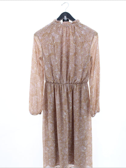 916d8bc506b4a0ad961e1d8454aec02f