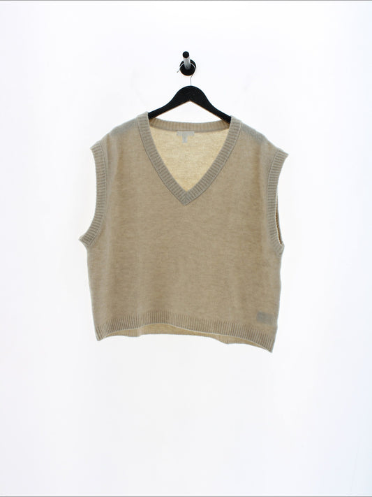 0420ac3f86a162760d9827c4214f599f