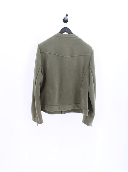 9decc7871af63c5a97e06d313f47d593