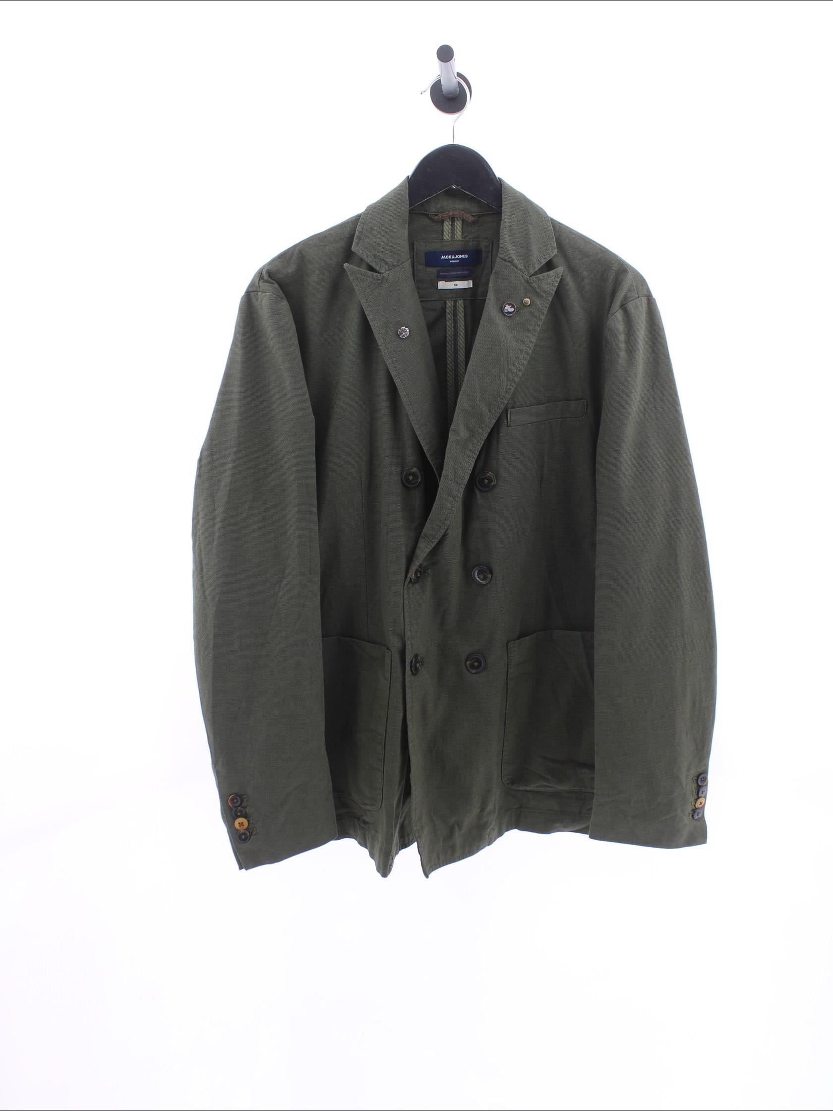 6a42b817815411f774431b550bc2ea06