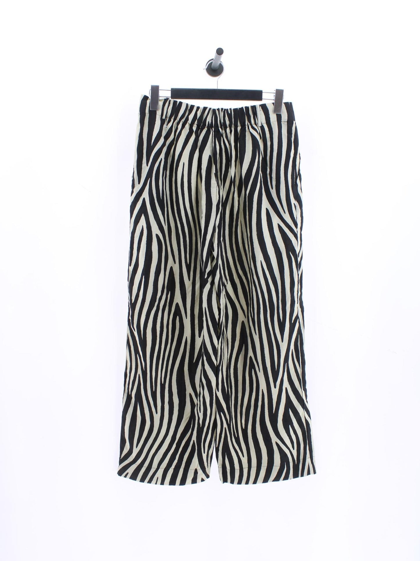 b13f74877a5c9ebfa5f12e0eee65aa94