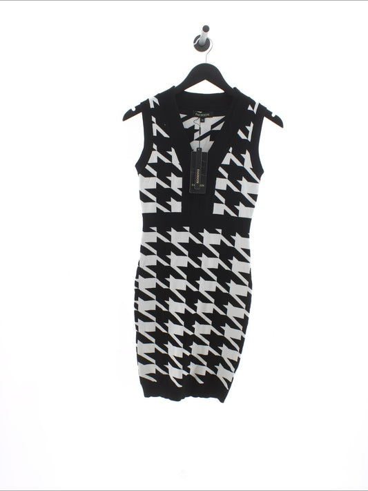 e415385b049ce6346ff3d39ee73a6b0e