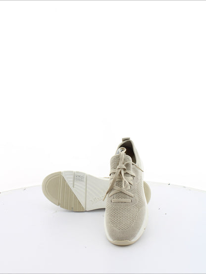 dc5e7827d7009ad21fb4e41928799cc2