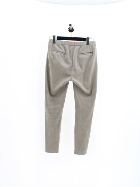 7e25abe9921a456766069e5e64906580