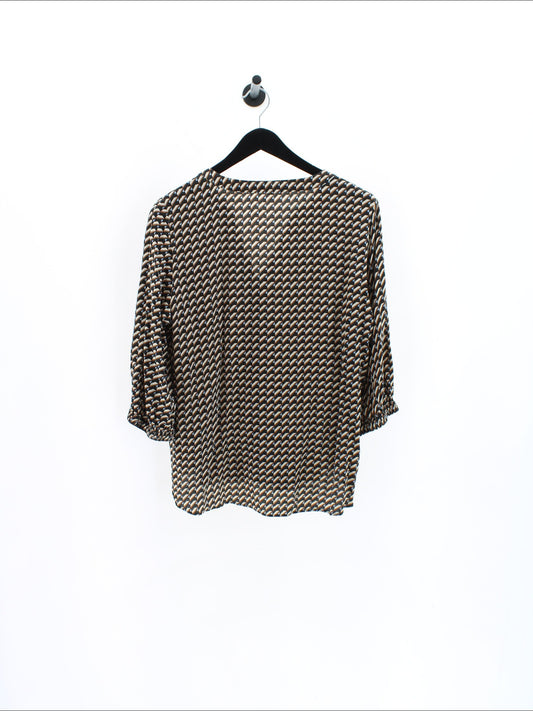 4d1835368f904a4bd24788fa207a794b