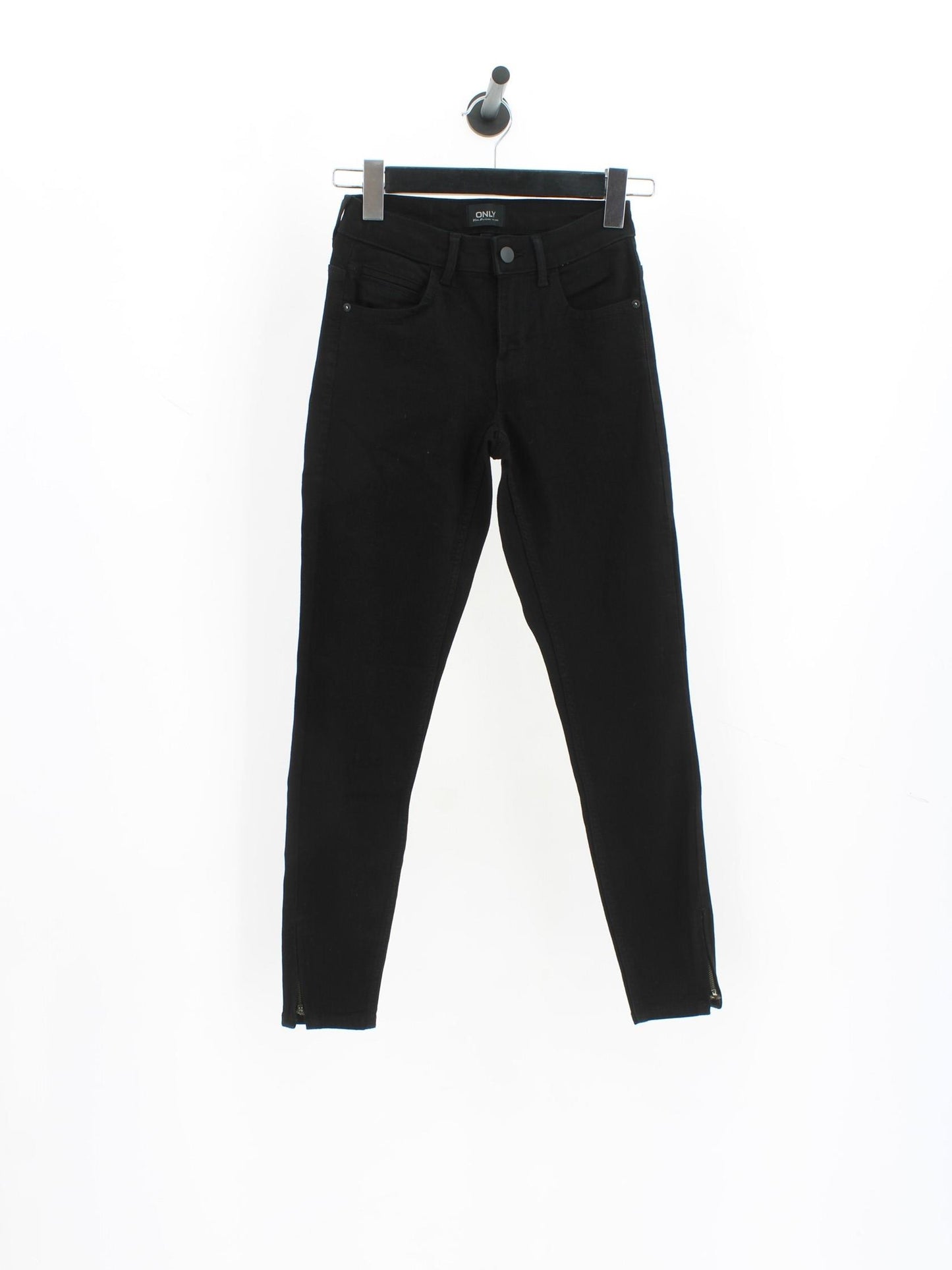 d4f0da0c5126afd9b032e6fd6d8e2ca4