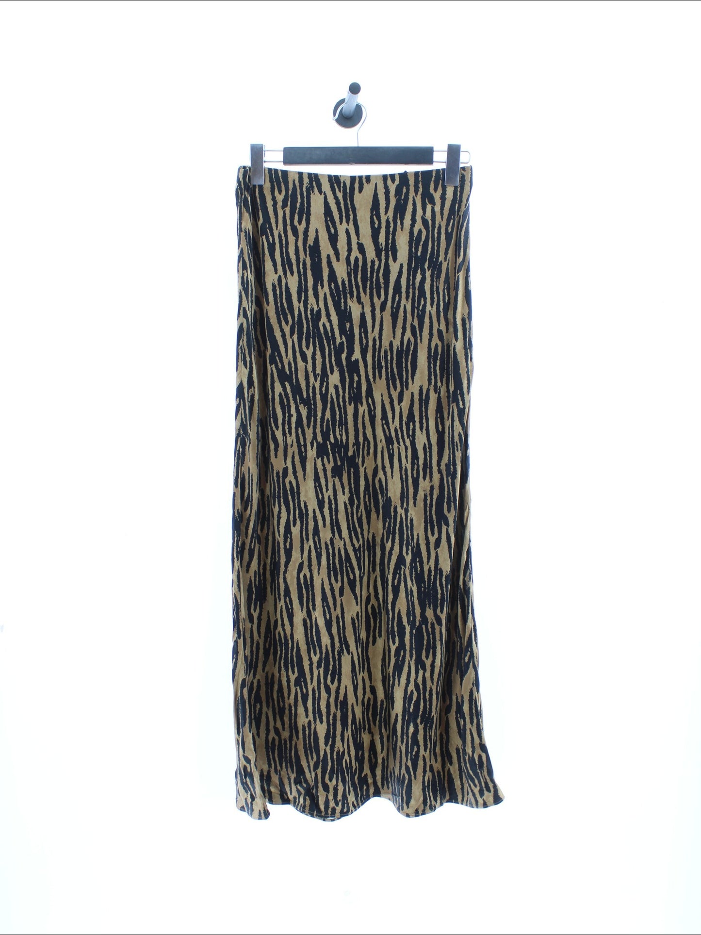 c4d0dd6d3a855435bcc3feada525fff9