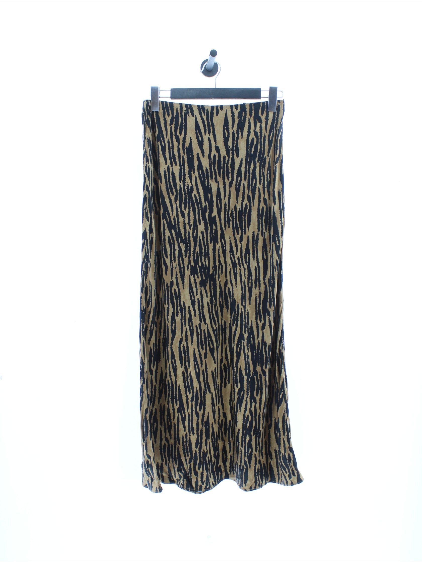 c4d0dd6d3a855435bcc3feada525fff9