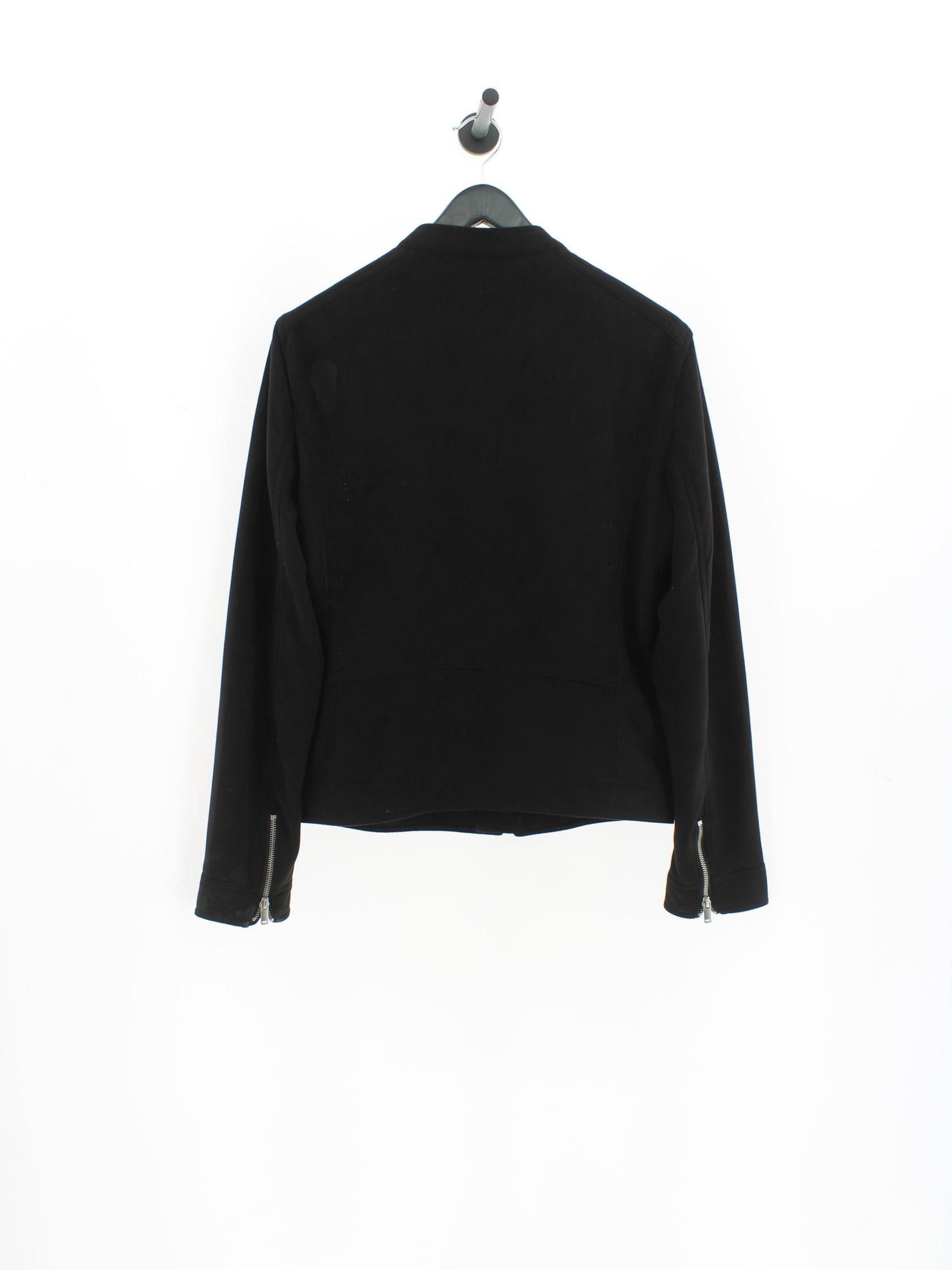 c0b7e86478bec301542203c7c9f5e623