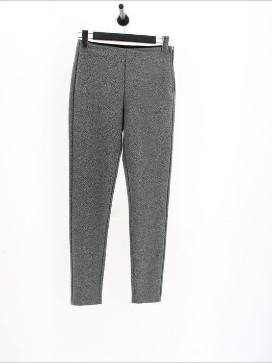 Spodnie Casual Divided Rozmiar: 38