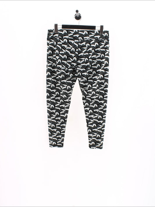 d75894467dad6a8f8e5273e69aaa9351