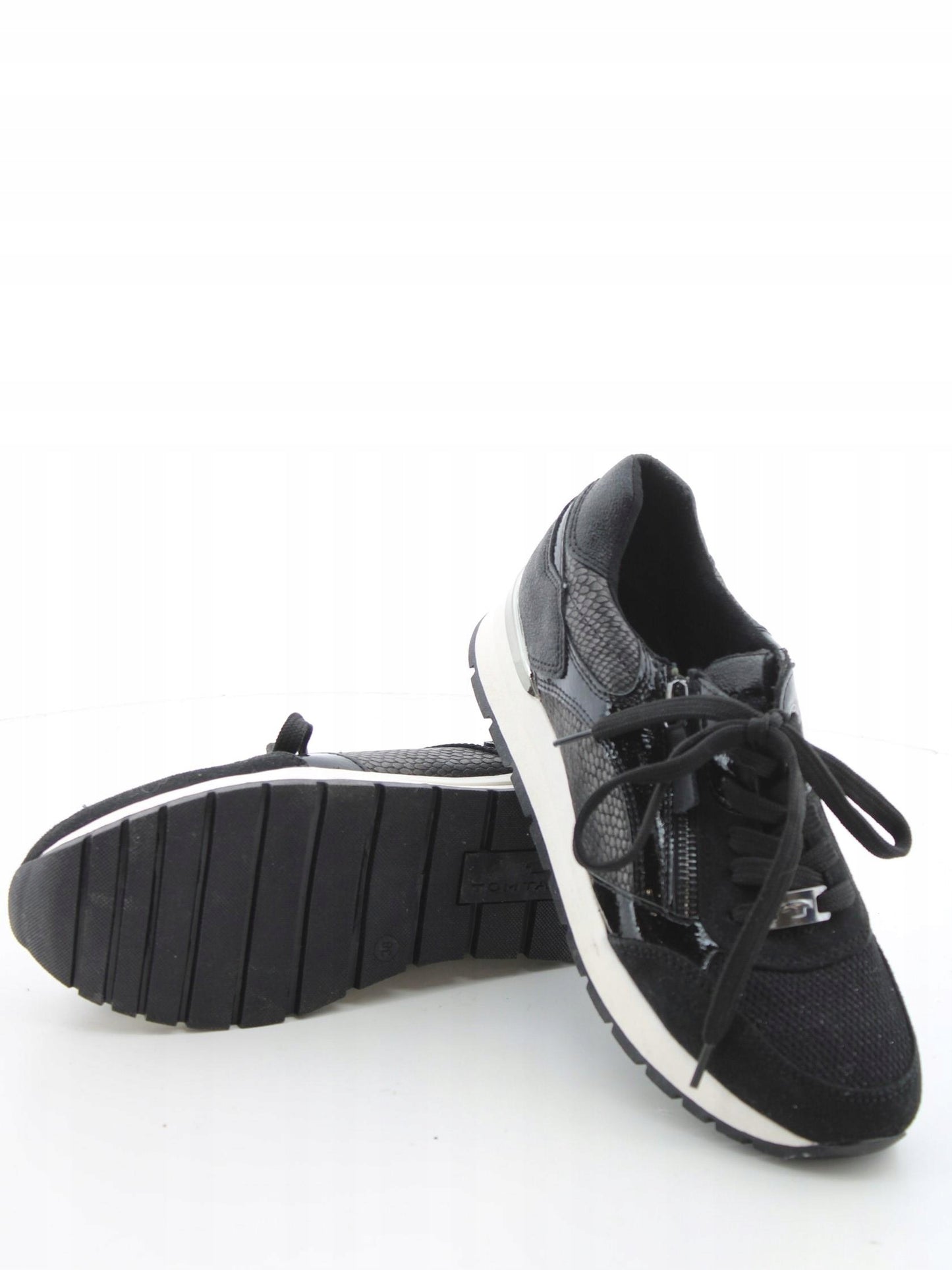 38935798184f2eba9213787765a5a074