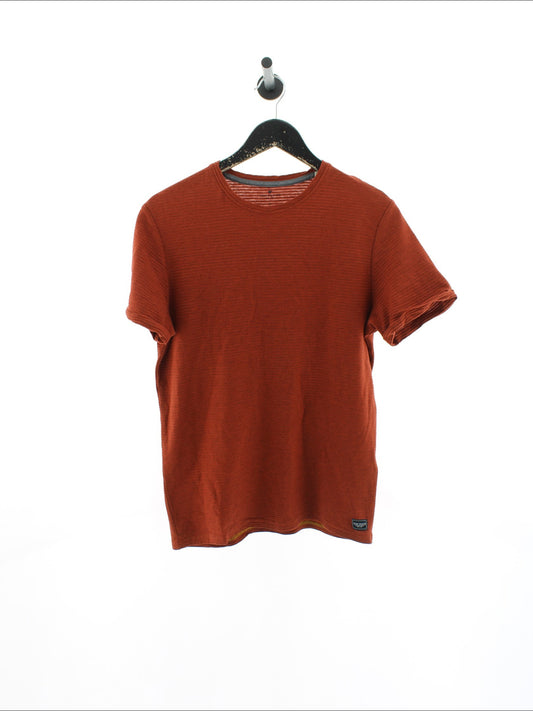 81e35ce87468ab182ffc3c437917f4fe