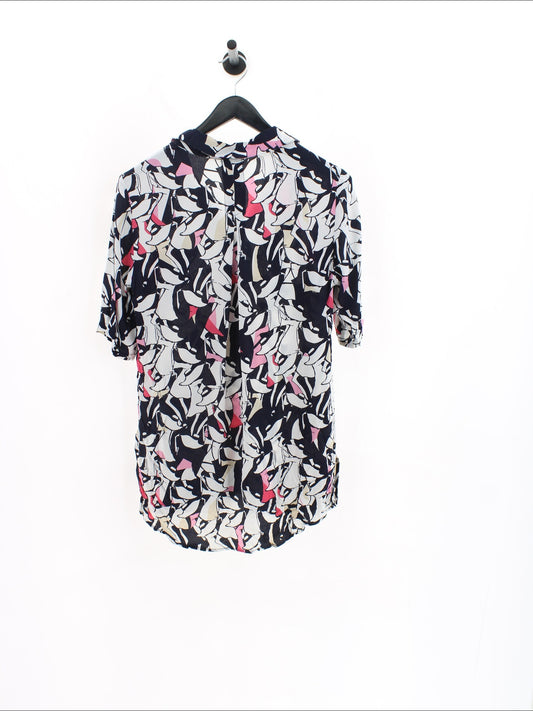 4cf2becff3fb344e0e3c25c92ea7f834