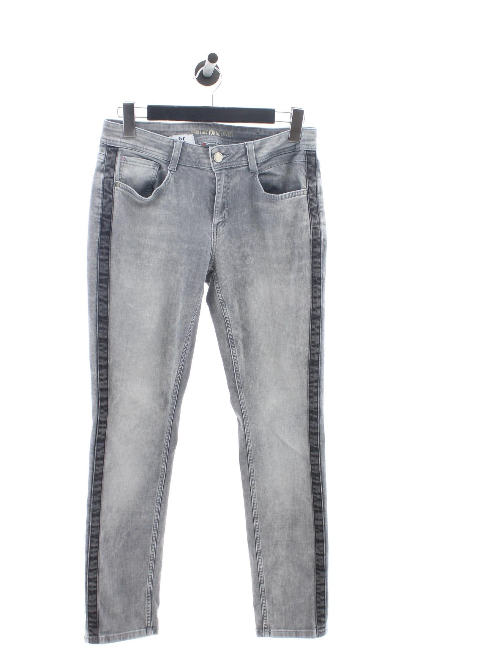 9aff69b2fc2f7f3dc959894fc0242b68