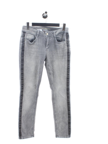 9aff69b2fc2f7f3dc959894fc0242b68