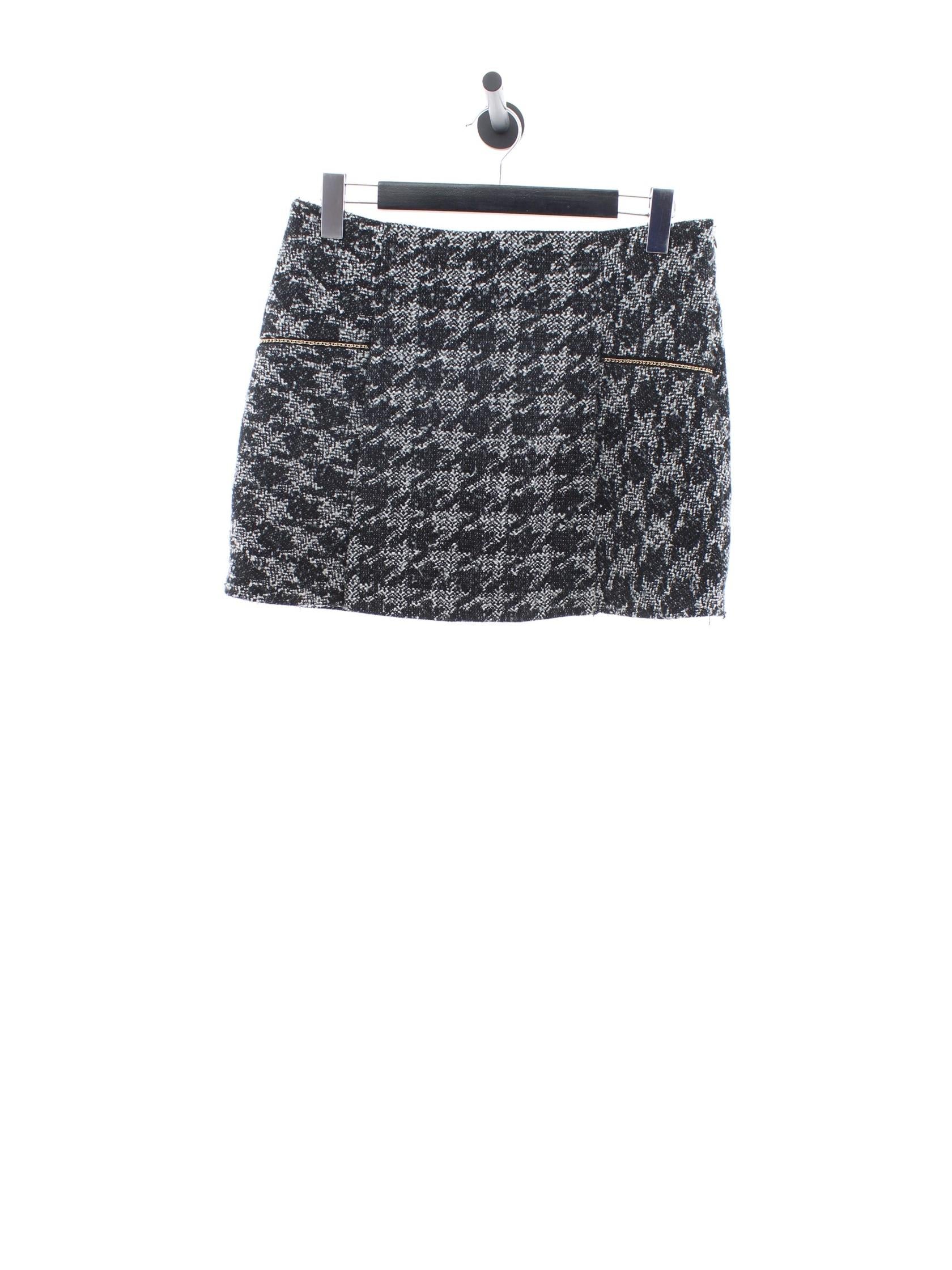 4bf3b20715f80e0ff607434855fbc28c