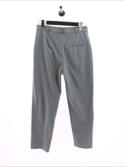 aa4b03b369cad5b26472b22795e9ffda